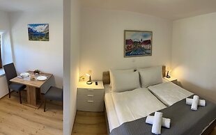 Bijol Apartments - Studio E