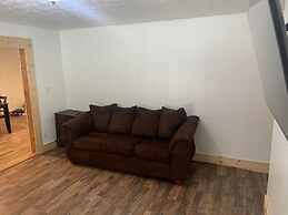 Trail House In Gilbert Sleeps 12
