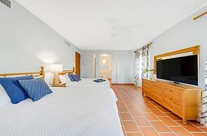 Villa Quenepa at Lakeside Villas
