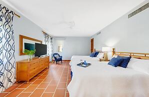 Villa Quenepa at Lakeside Villas