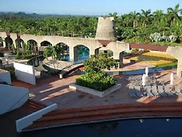Villa Granada at Dorado Beach Resort Pool Nearby