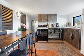 4 BR Kikita Beach Villa Oceanfront w Pool