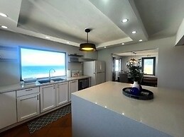 4 BR Kikita Beach Villa Oceanfront w Pool