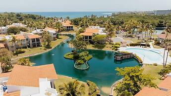 Quaint Villa Beach Access Elina