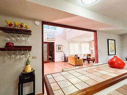 Villa Iris 2 Story Ocean View Villa W Pool Access