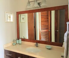 Villa Iris 2 Story Ocean View Villa W Pool Access