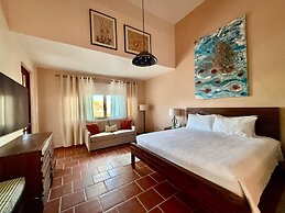Villa De Palma - Oceanfront Community w Generator