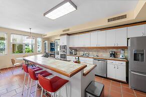 Villa De Palma - Oceanfront Community w Generator