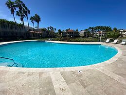 Giovanni Beachfront Community w Pools