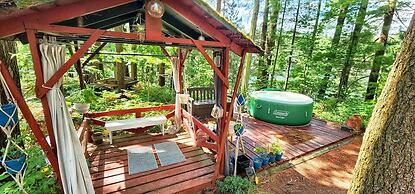 The Floater-a House Boat on Grant Island Bham Lk