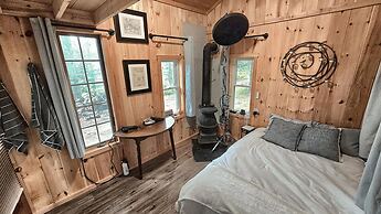 A Secluded Cabin on Your own Prvt Pond Serenity