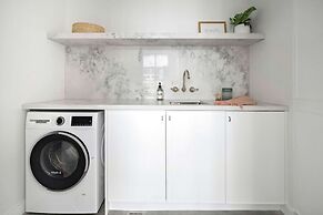 Rubus Blue Berry - by Linnaeus Collection