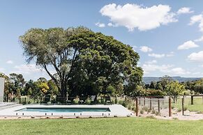 Moraea Farm Suite in Berry