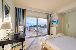 VIP Villa Panoramic Seaview Close to Beaches