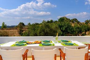 VIP Villa Panoramic Seaview Close to Beaches
