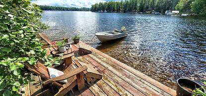 2 Romantic Island Cabins for 5 - Hot Tub Boat