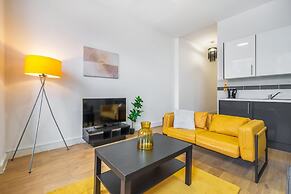 Spacious Apartment for Groups in City Centre