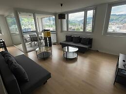 Dream View Apt With Homecinema Netflix Loggia