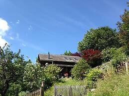 5 BR Gstaad Paradise View Chalet With Outdoor Jacuzzi