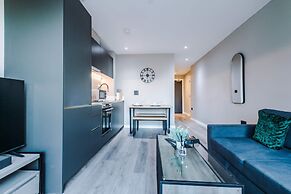 Stylish City Centre Apartment