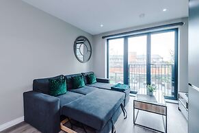 Stylish City Centre Apartment