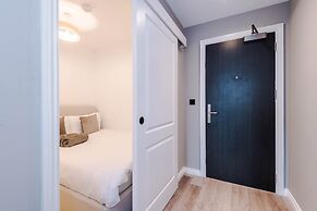 Stylish City Centre Apartment