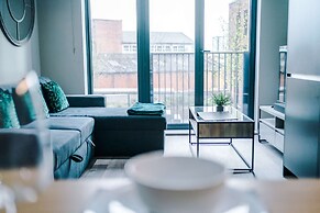 Stylish City Centre Apartment