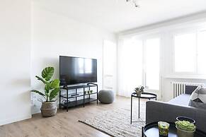 Lucern 2-br Flat w Netflix Top Location
