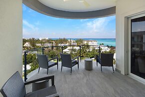 2 Bed Ocean View Condo at ONE Cable Beach