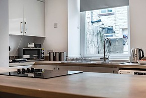 Modern Affordable Home - Contractors Leisure