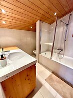 Modern 3 Br Duplex With Huge Panoramic Alps Views