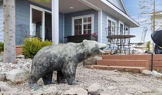 Long Lake Escape in Alpena