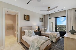 Aqualina 1101 Penthouse