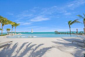 Beachfront 3 Bedroom Luxury Residence