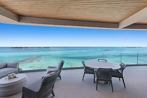 Beachfront 3 Bedroom Luxury Residence