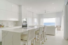 Lilypad Luxurious Cliffside Villa With Stunning Sea Views