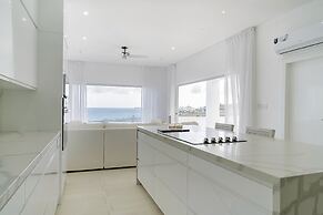 Lilypad Luxurious Cliffside Villa With Stunning Sea Views
