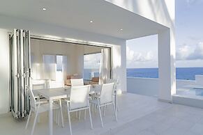 Lilypad Luxurious Cliffside Villa With Stunning Sea Views