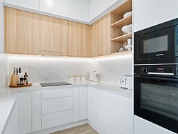 Peach Apartment at Palm View Collective