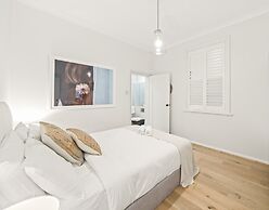 Cocos Apartment at Palm View Collective