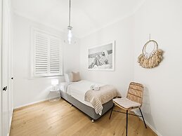 Cocos Apartment at Palm View Collective
