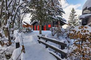 Chalet Les Jeunes - 8 Pax Swiss Ski Chalet