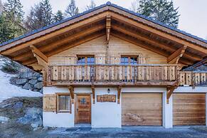 Luxury 10 pax Chalet With Incredible Views Garage