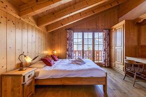 Luxury 10 pax Chalet With Incredible Views Garage