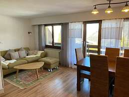 Lf42 2 Bedroom Apart w Sauna and Parking