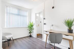 Charming 2 Bed-ensuites Fast Wi-fi