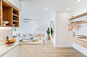 Coconut Apartment at Palm View Collective