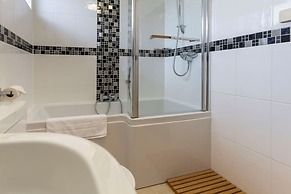 The Grove in Cornwall