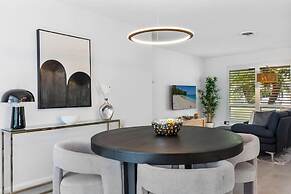 Oasis Backyard With Heated Pool Oakland Park