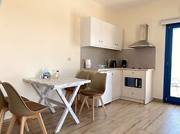 Michail Suites Afiartis Diakoftis